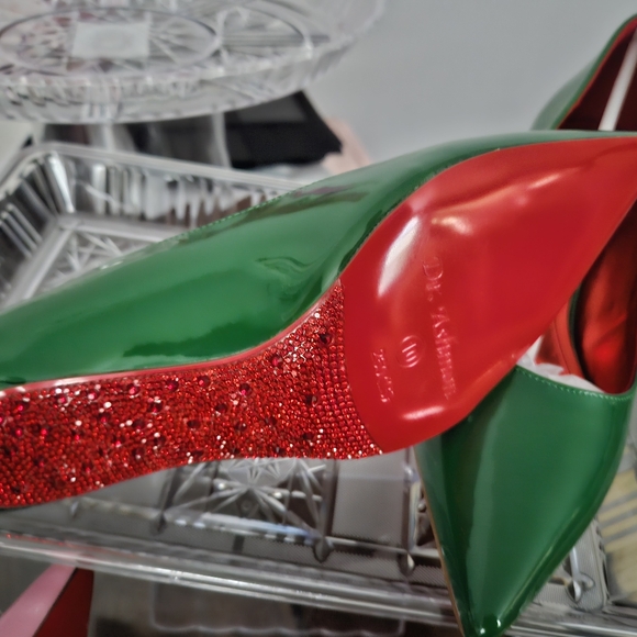 Dr. Ashmon Signature Collection (Red & Crystal Stones Bottom) Style: Green Glitz - Picture 7 of 16